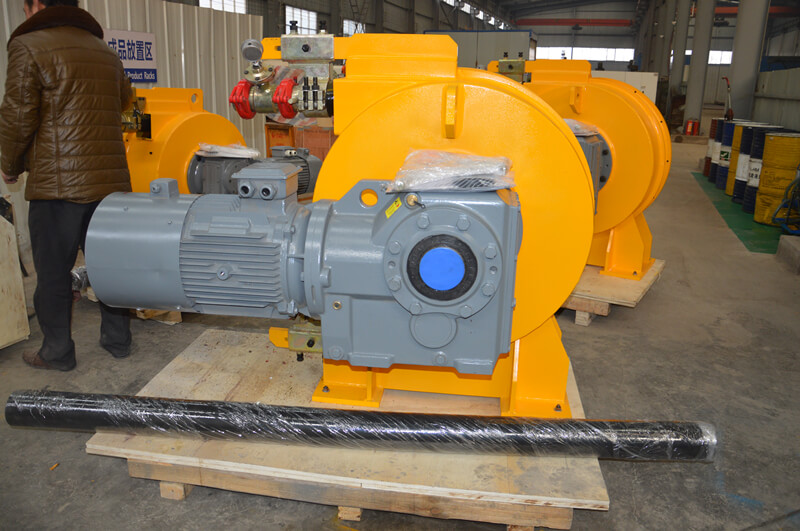 Hose squeeze pump for mining project