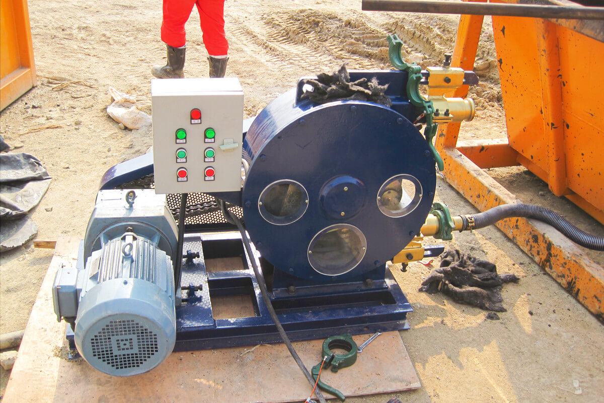 hose pump for crude oil transportation