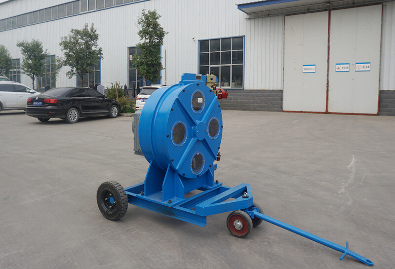 hose pump for pumping lightweight concrete