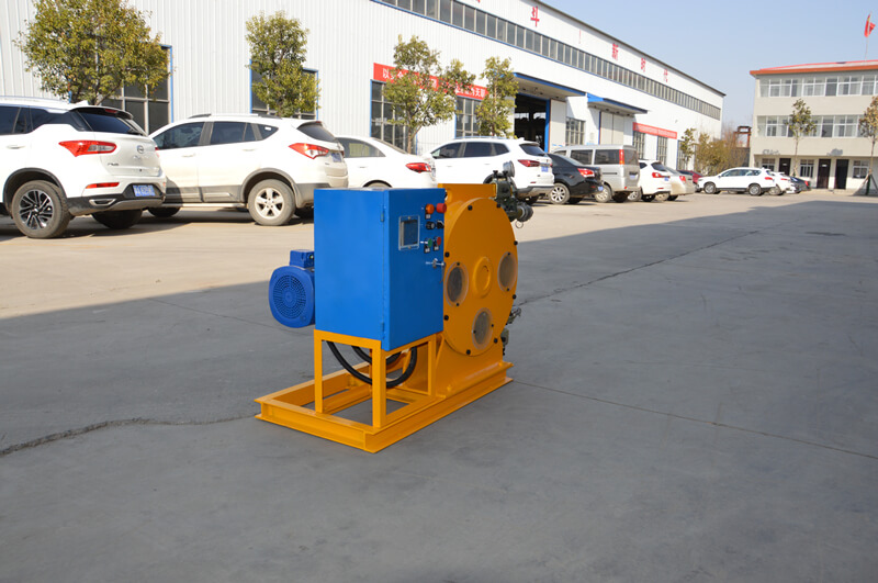 hose pump for pumping mud